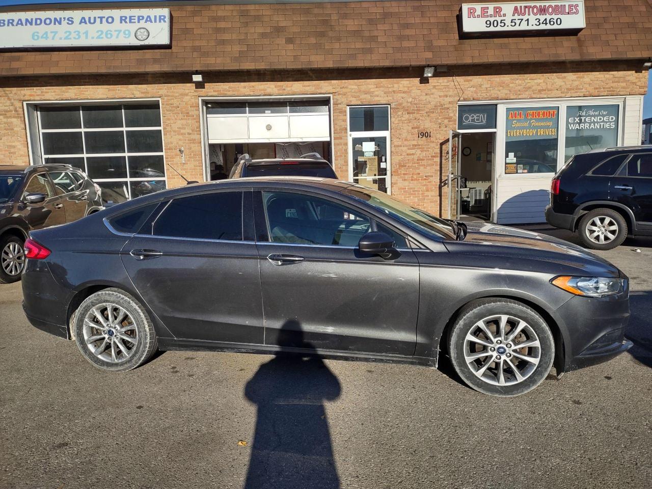 2017 Ford Fusion SE-LOW KM-CAMERA-ALLOYS - Photo #10