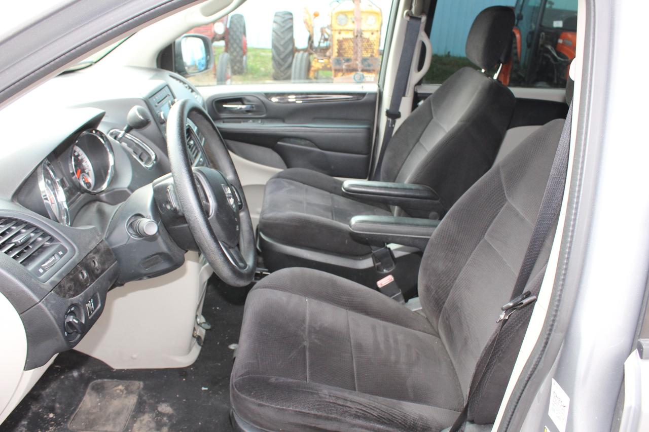 2013 Dodge Grand Caravan  Photo4