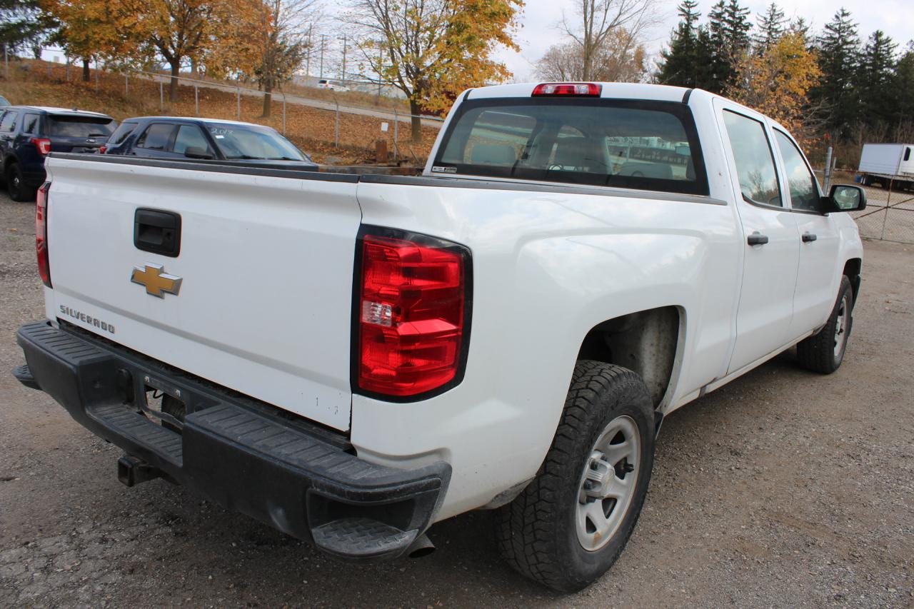 2018 Chevrolet Silverado 1500  Photo2