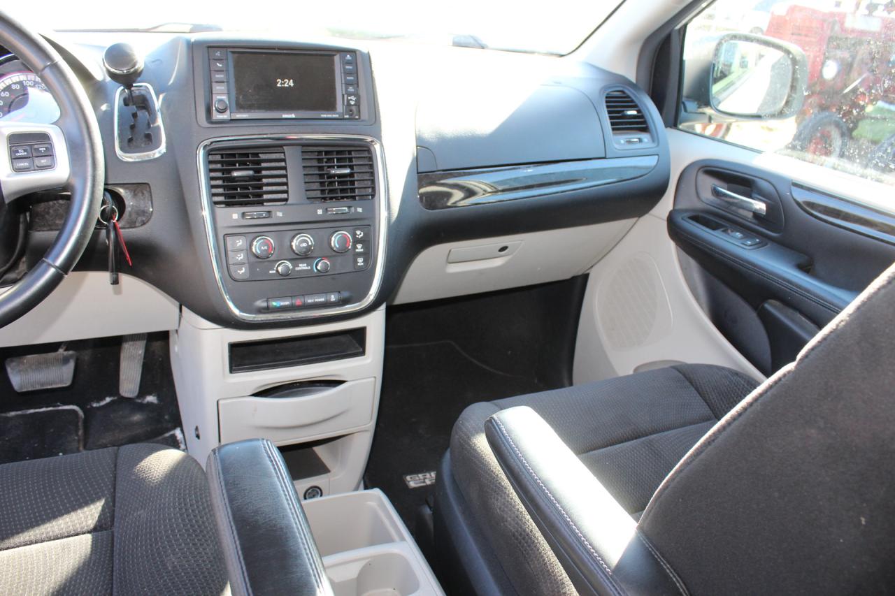 2013 Dodge Grand Caravan  Photo