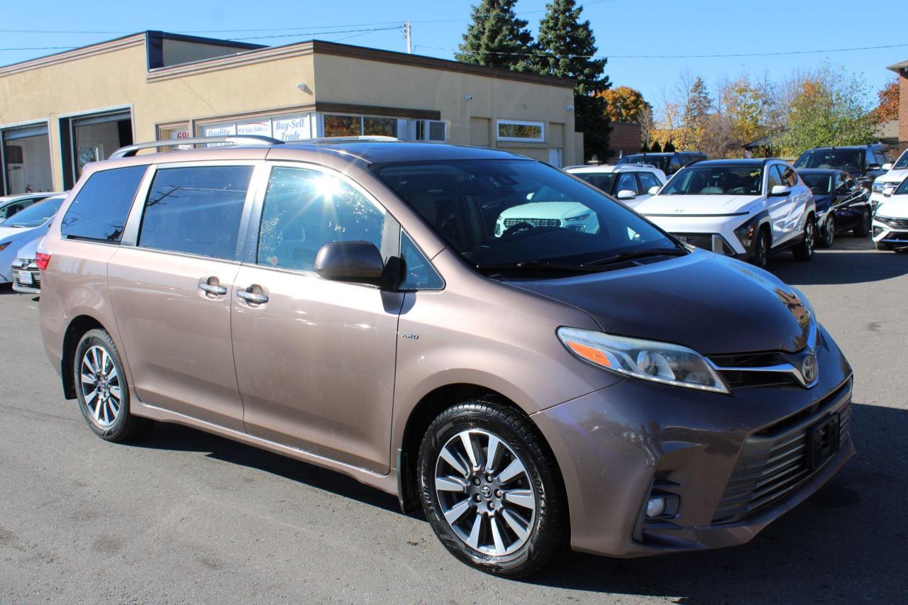 Used 2018 Toyota Sienna XLE 7-Passenger AWD for sale in Brampton, ON