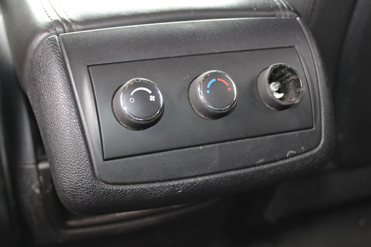 2010 Chevrolet Traverse  Photo