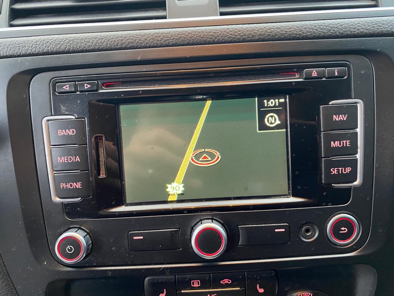 2014 Volkswagen Jetta 4dr 2.0 TDI DSG Highline - Photo #3