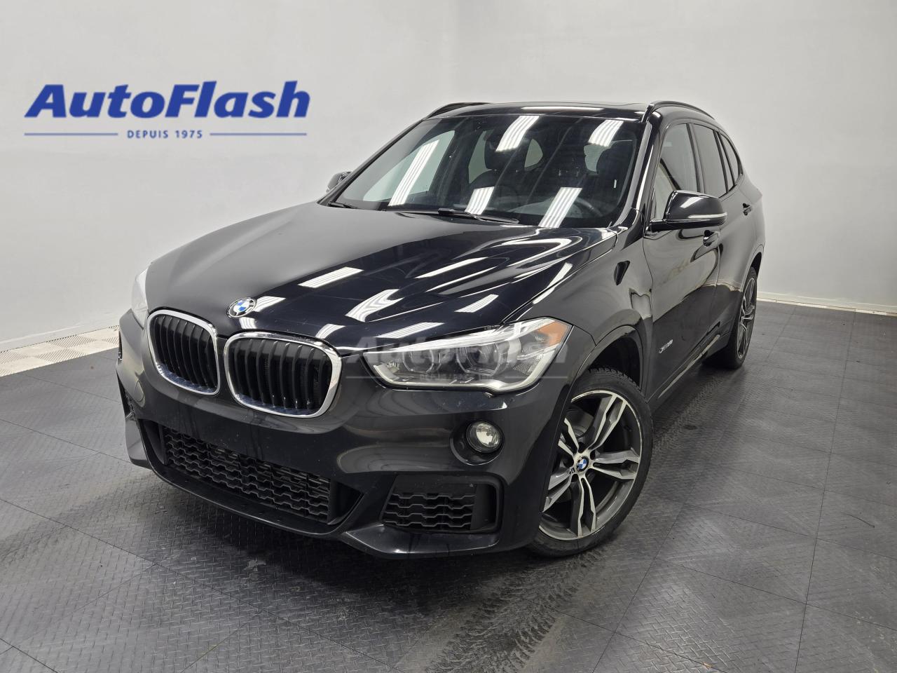 Used 2018 BMW X1 28i XDRIVE M-PACK, NAVI, TOIT-PANO, CARPLAY for sale in Saint-Hubert, QC