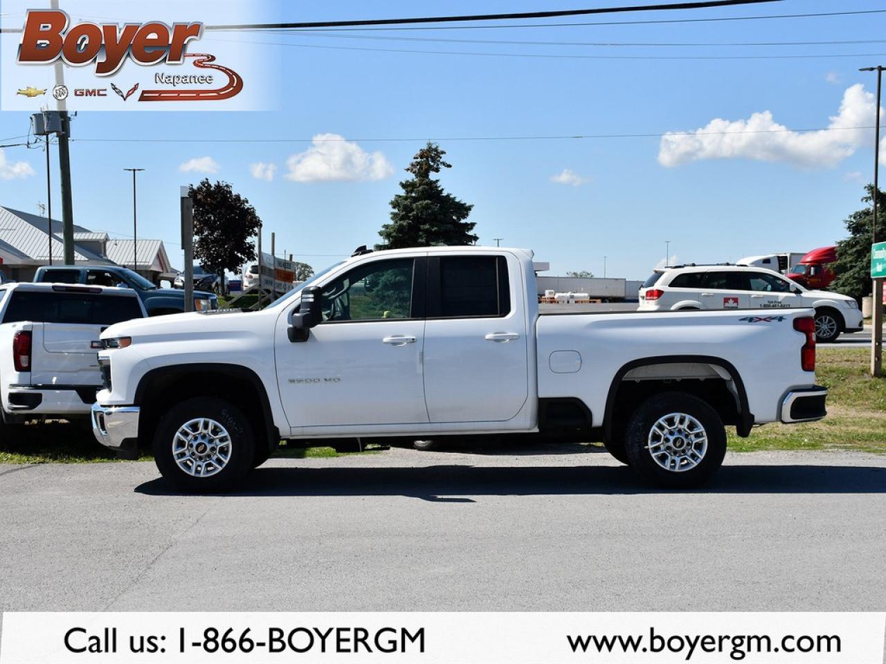 2025 Chevrolet Silverado 2500 HD 4WD Double Cab Standard Box LT Photo2