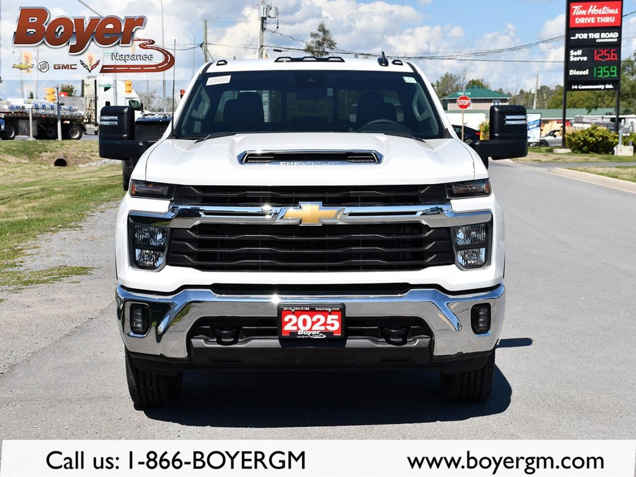 2025 Chevrolet Silverado 2500 HD 4WD Double Cab Standard Box LT Photo