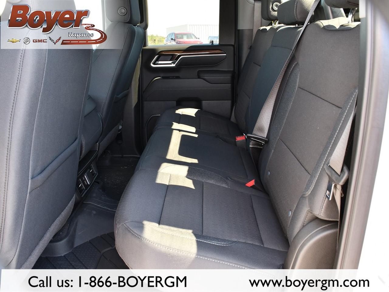 2025 Chevrolet Silverado 2500 HD 4WD Double Cab Standard Box LT Photo