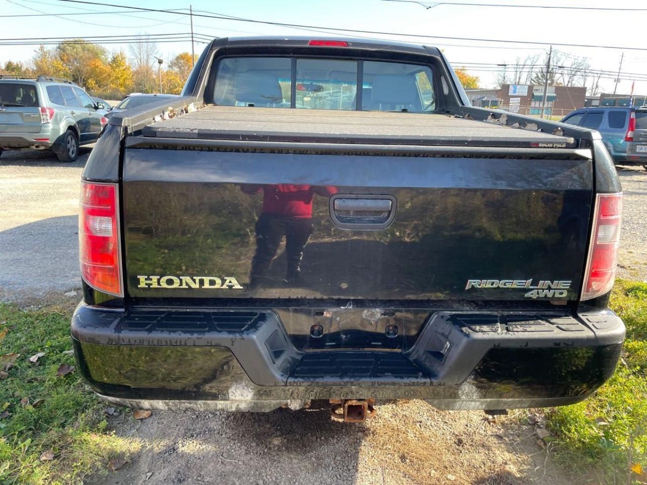 2009 Honda Ridgeline DX Photo3