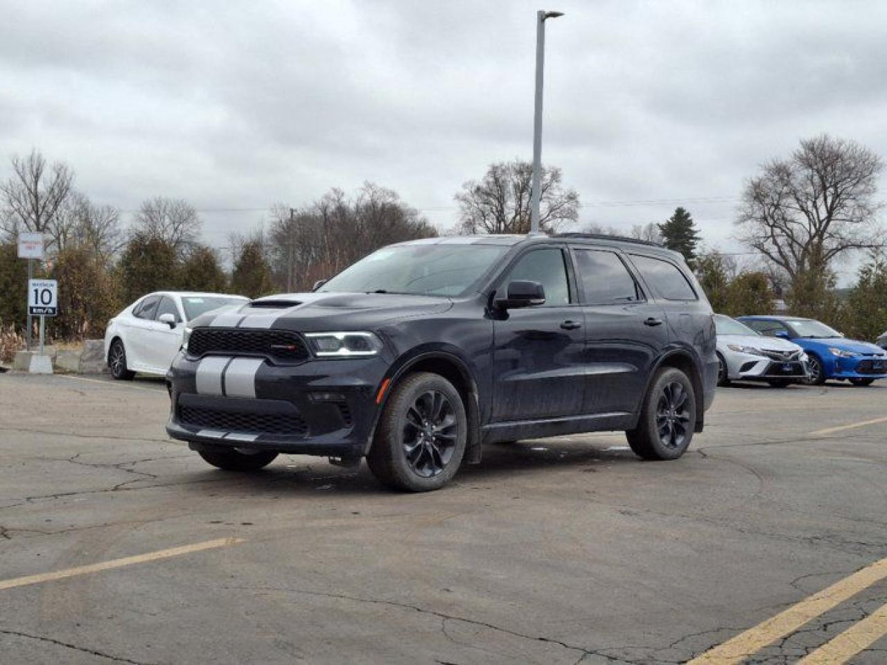 Used 2022 Dodge Durango GT AWD | Performance Hood | Leather | Nav | Sunroof | Tow Pkg | Blacktop Pkg | Premium Pkg and more! for sale in Guelph, ON