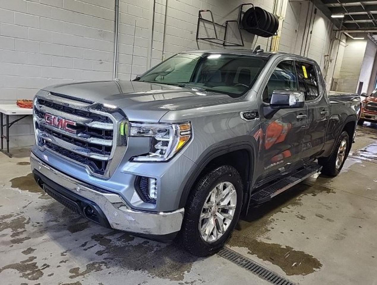 Used 2020 GMC Sierra 1500 SLE 4WD | 5.3L | X31 | Heated Steering + Seats | BSM | Trailering Pkg | Power Seat and more! for sale in Guelph, ON