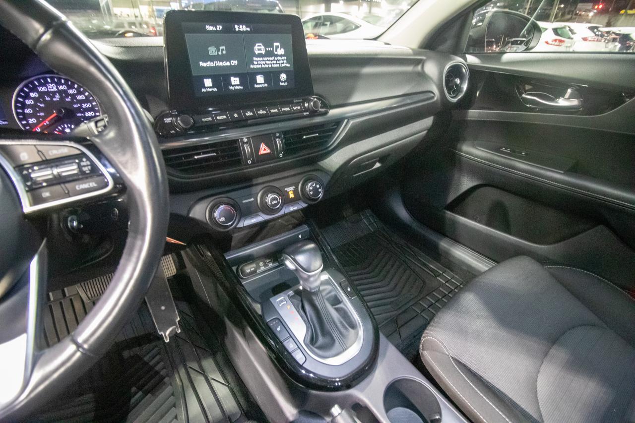 2021 Kia Forte EX Photo5