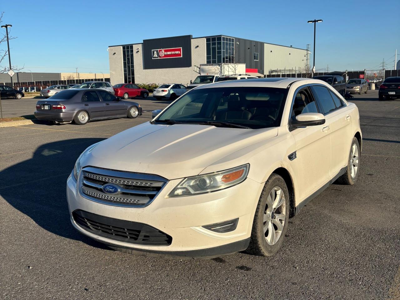 Used 2011 Ford Taurus SEL for sale in La Prairie, QC