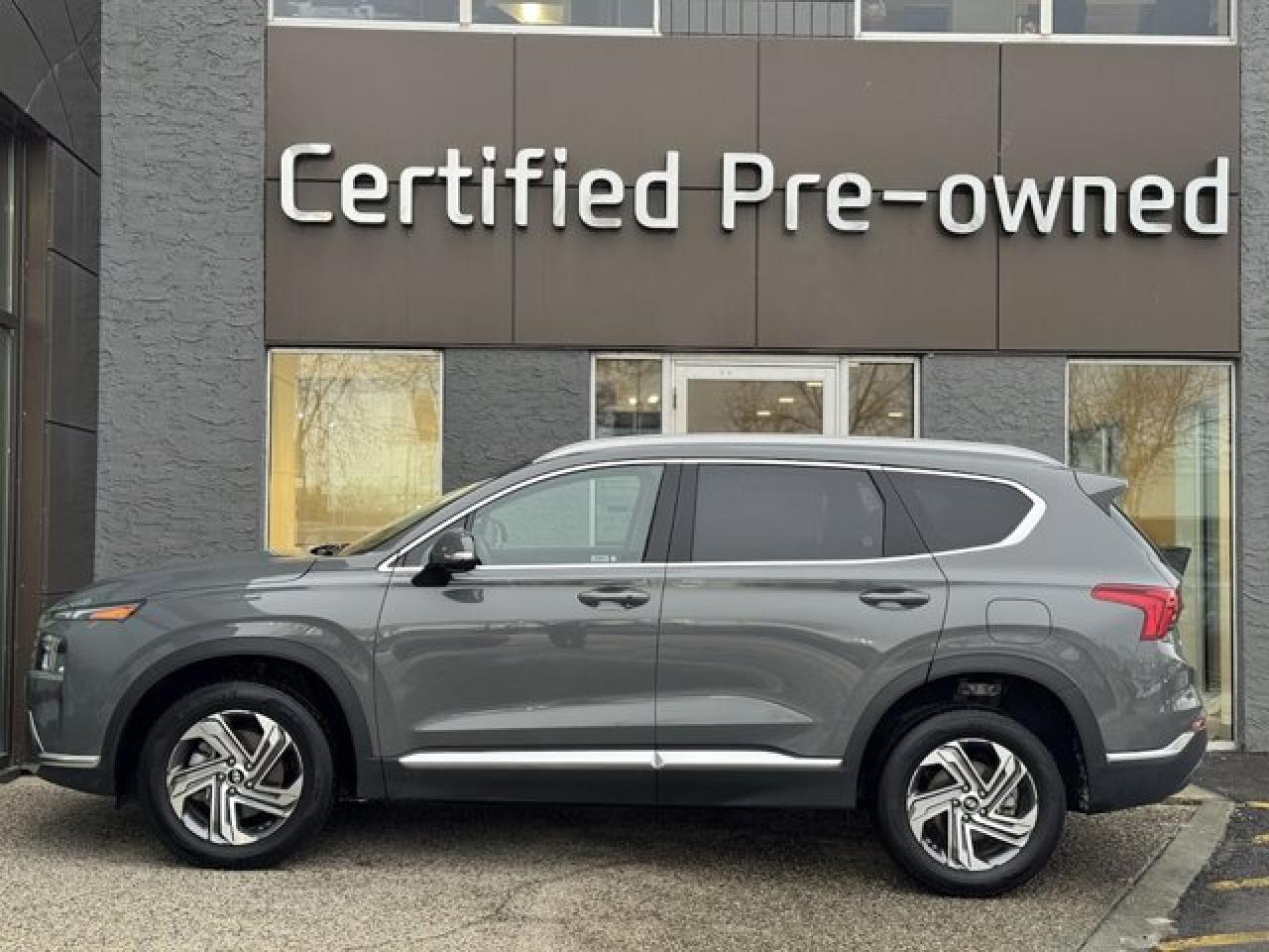 Used 2023 Hyundai Santa Fe TREND w/ AWD / PANORAMIC ROOF / LOW KMS for sale in Calgary, AB