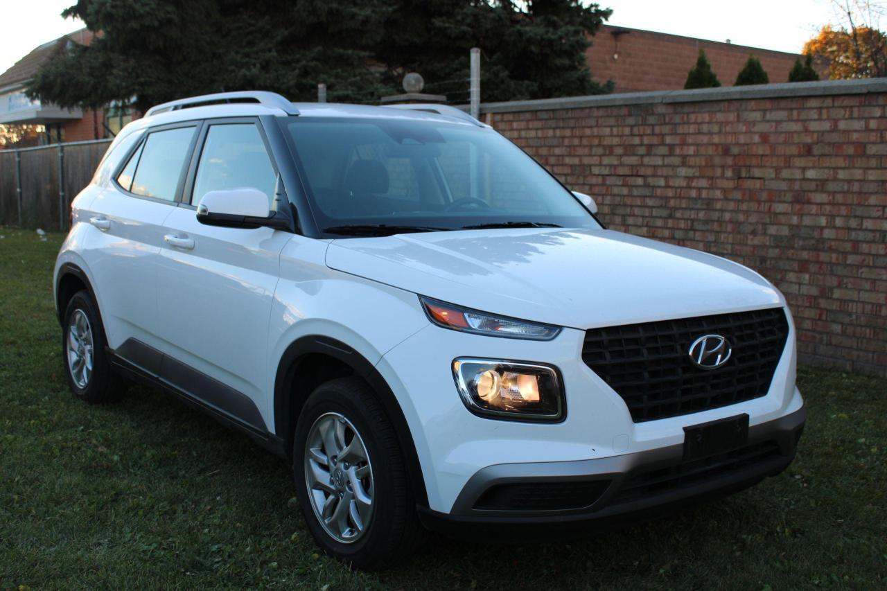 Used 2024 Hyundai Venue Preferred IVT for sale in Brampton, ON