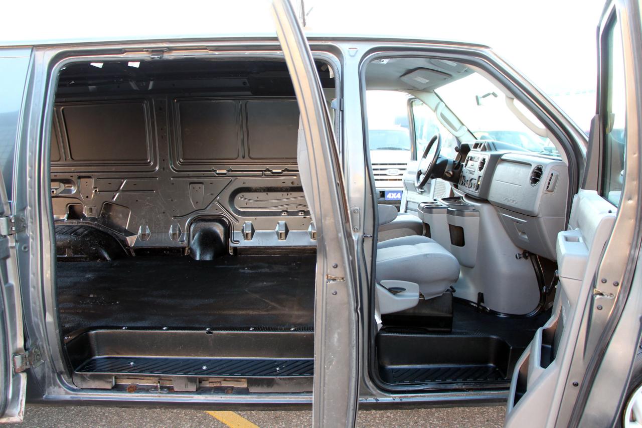 2012 Ford Econoline 4.6l - Photo #11