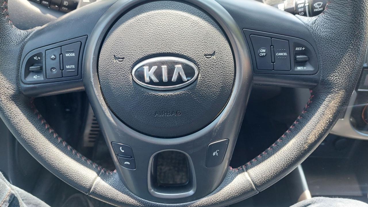 2012 Kia Forte Koup SX Luxury - Photo #22