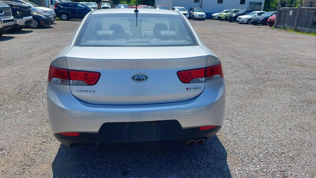 2012 Kia Forte Koup SX Luxury - Photo #11