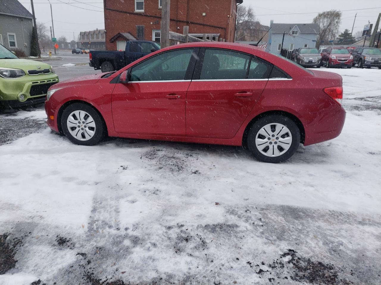 Used 2014 Chevrolet Cruze 4dr Sdn 1LT for sale in Oshawa, ON