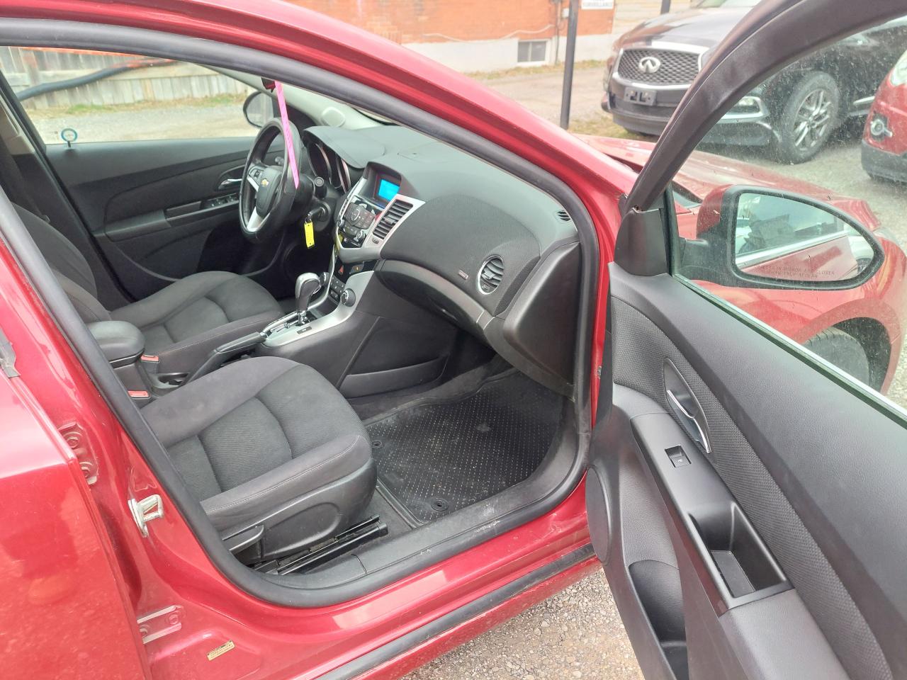 2014 Chevrolet Cruze 4dr Sdn 1LT - Photo #20
