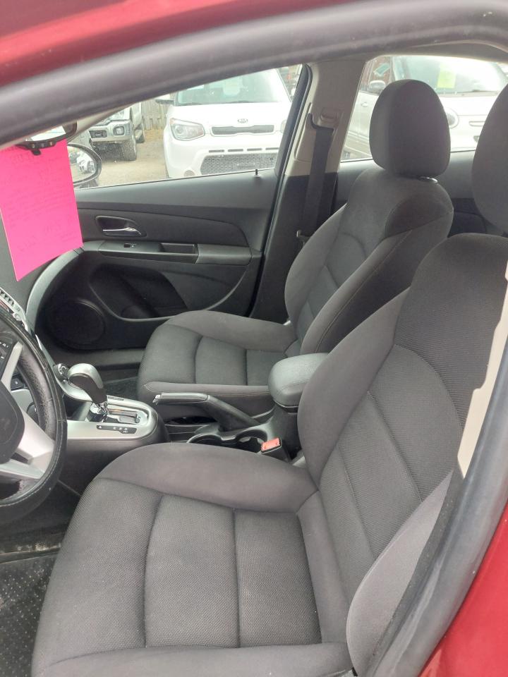 2014 Chevrolet Cruze 4dr Sdn 1LT - Photo #13