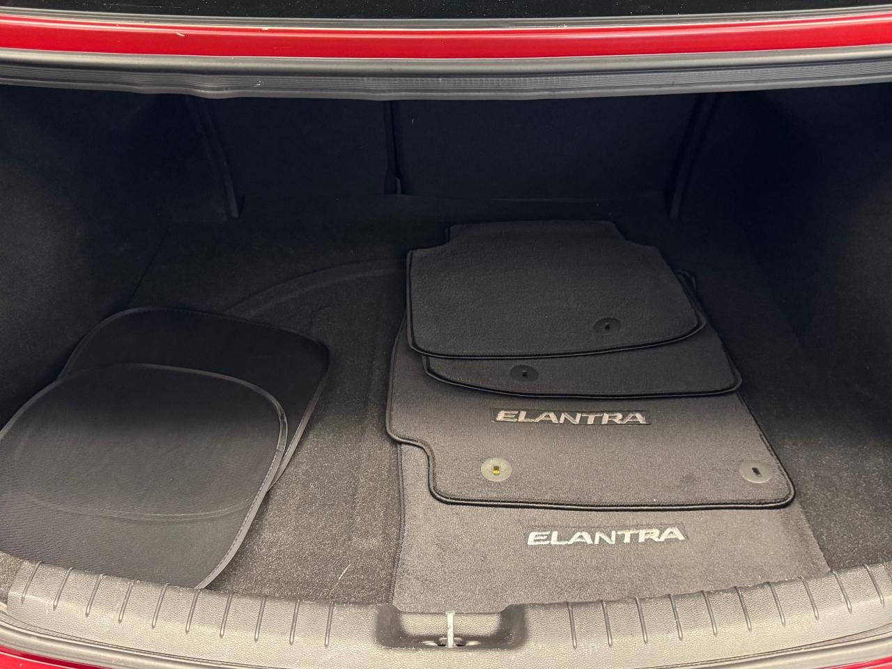 2017 Hyundai Elantra GL+ApplePlay+Camera+Blind Spot+CLEAN CARFAX - Photo #26