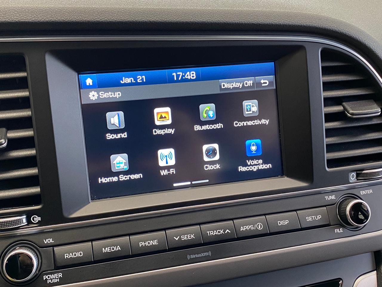 2017 Hyundai Elantra GL+ApplePlay+Camera+Blind Spot+CLEAN CARFAX - Photo #30