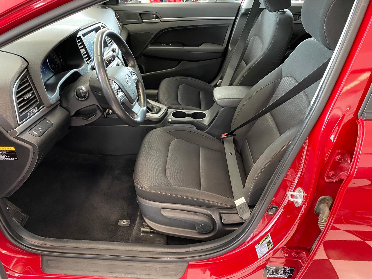 2017 Hyundai Elantra GL+ApplePlay+Camera+Blind Spot+CLEAN CARFAX - Photo #18