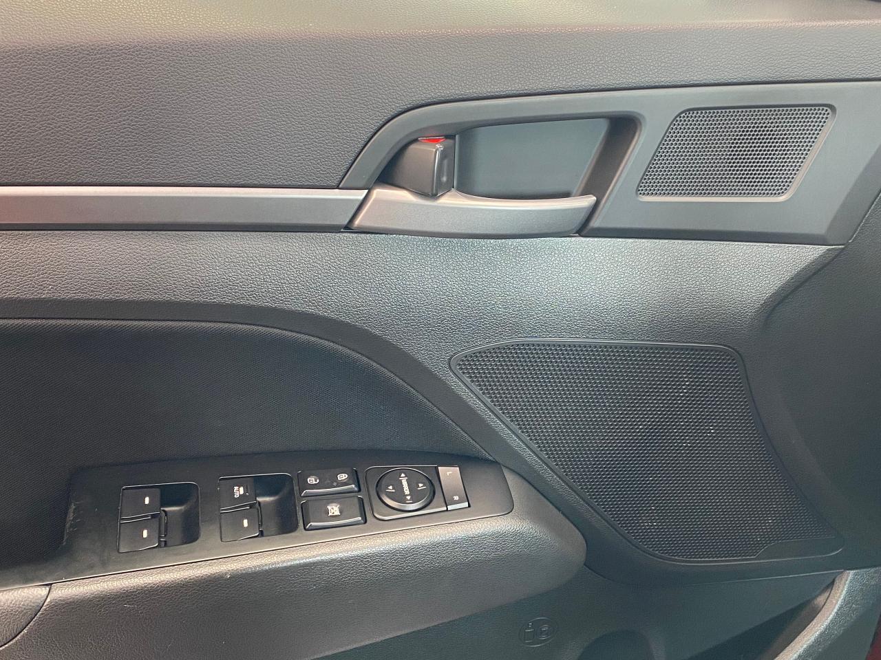 2017 Hyundai Elantra GL+ApplePlay+Camera+Blind Spot+CLEAN CARFAX - Photo #43
