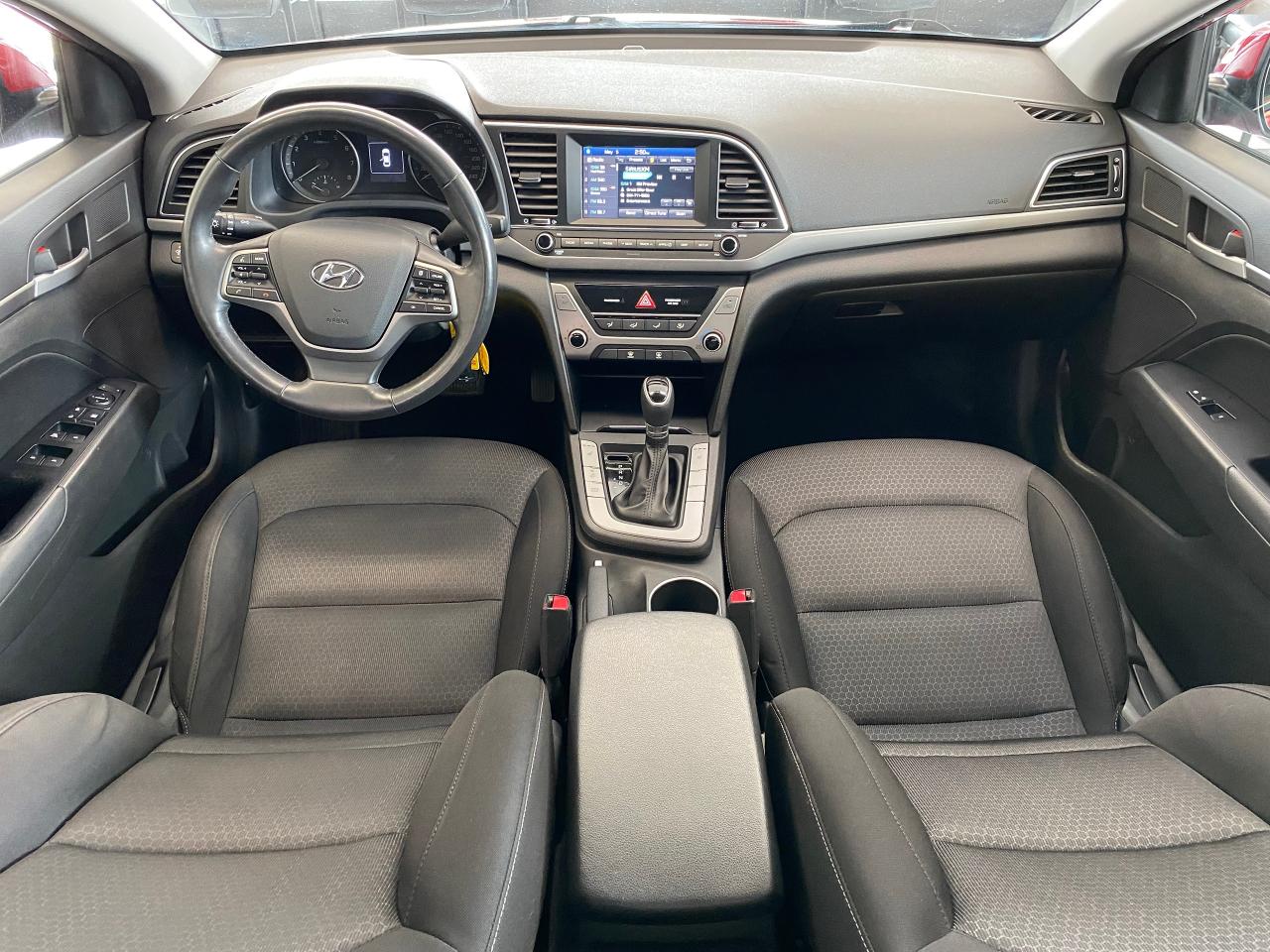 2017 Hyundai Elantra GL+ApplePlay+Camera+Blind Spot+CLEAN CARFAX - Photo #2