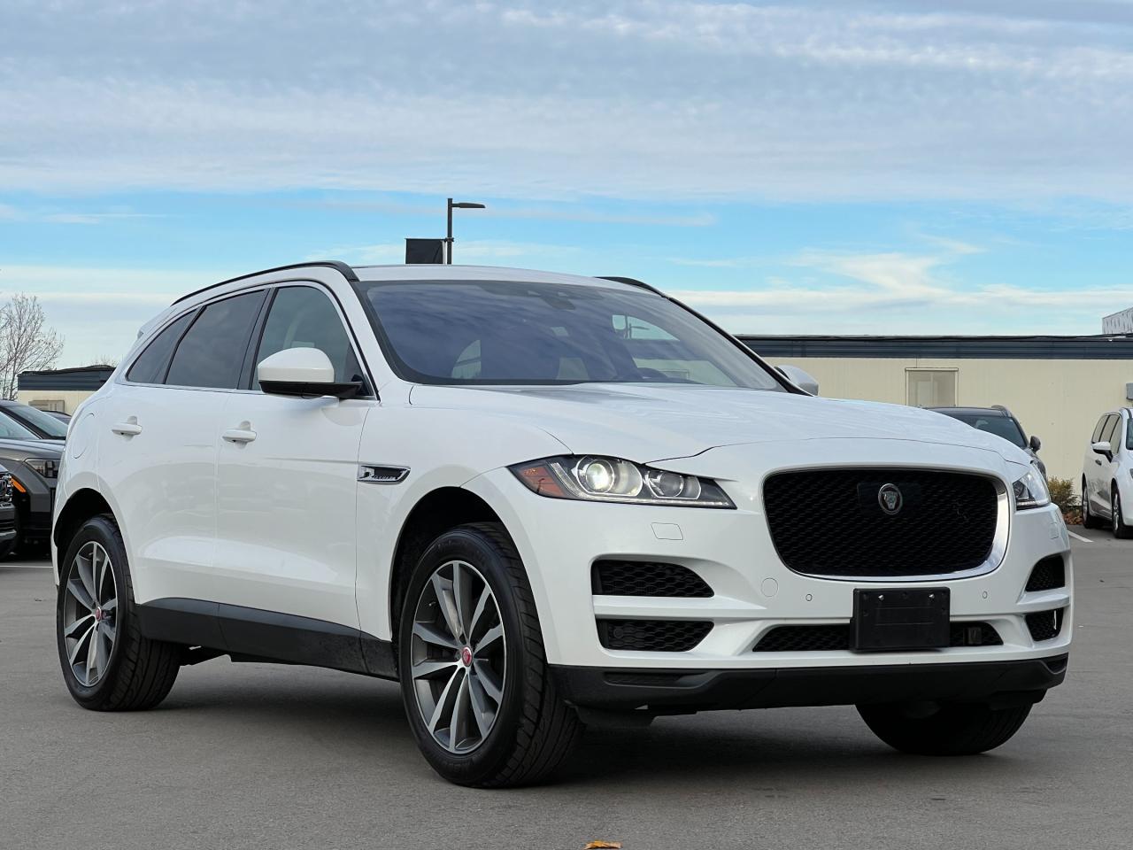 Used 2019 Jaguar F-PACE 30t Prestige 30t PRESTIGE | AWD | LEATHER | NAVI | for sale in Kitchener, ON