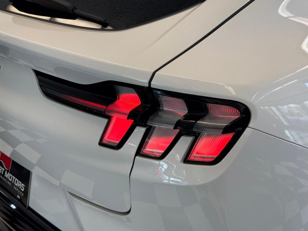 2021 Ford Mustang Mach-E Premium AWD+BlueCruise+360 Camera+CLEAN CARFAX - Photo #63