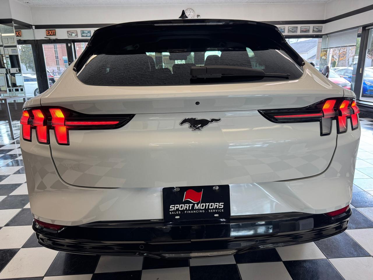 2021 Ford Mustang Mach-E Premium AWD+BlueCruise+360 Camera+CLEAN CARFAX - Photo #11