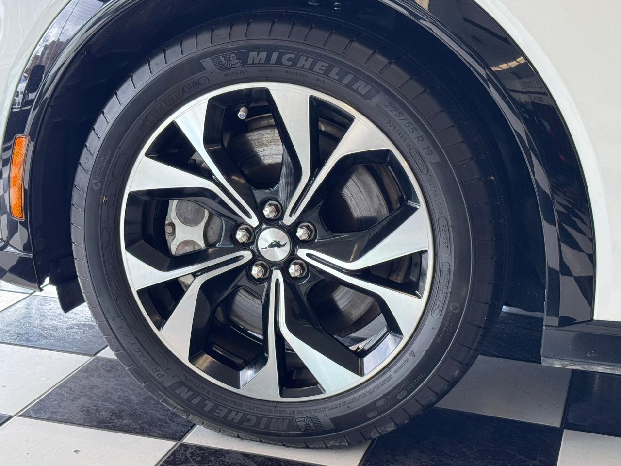 2021 Ford Mustang Mach-E Premium AWD+BlueCruise+360 Camera+CLEAN CARFAX - Photo #54