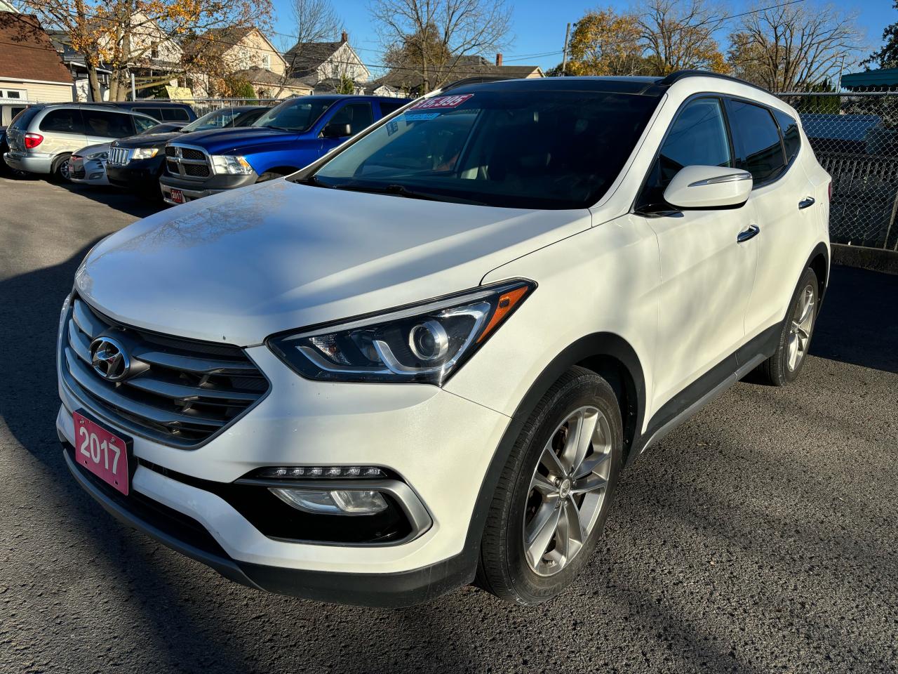 2017 Hyundai Santa Fe Sport Limited, All wheel Drive, Leather, Pano. Sunroof - Photo #2