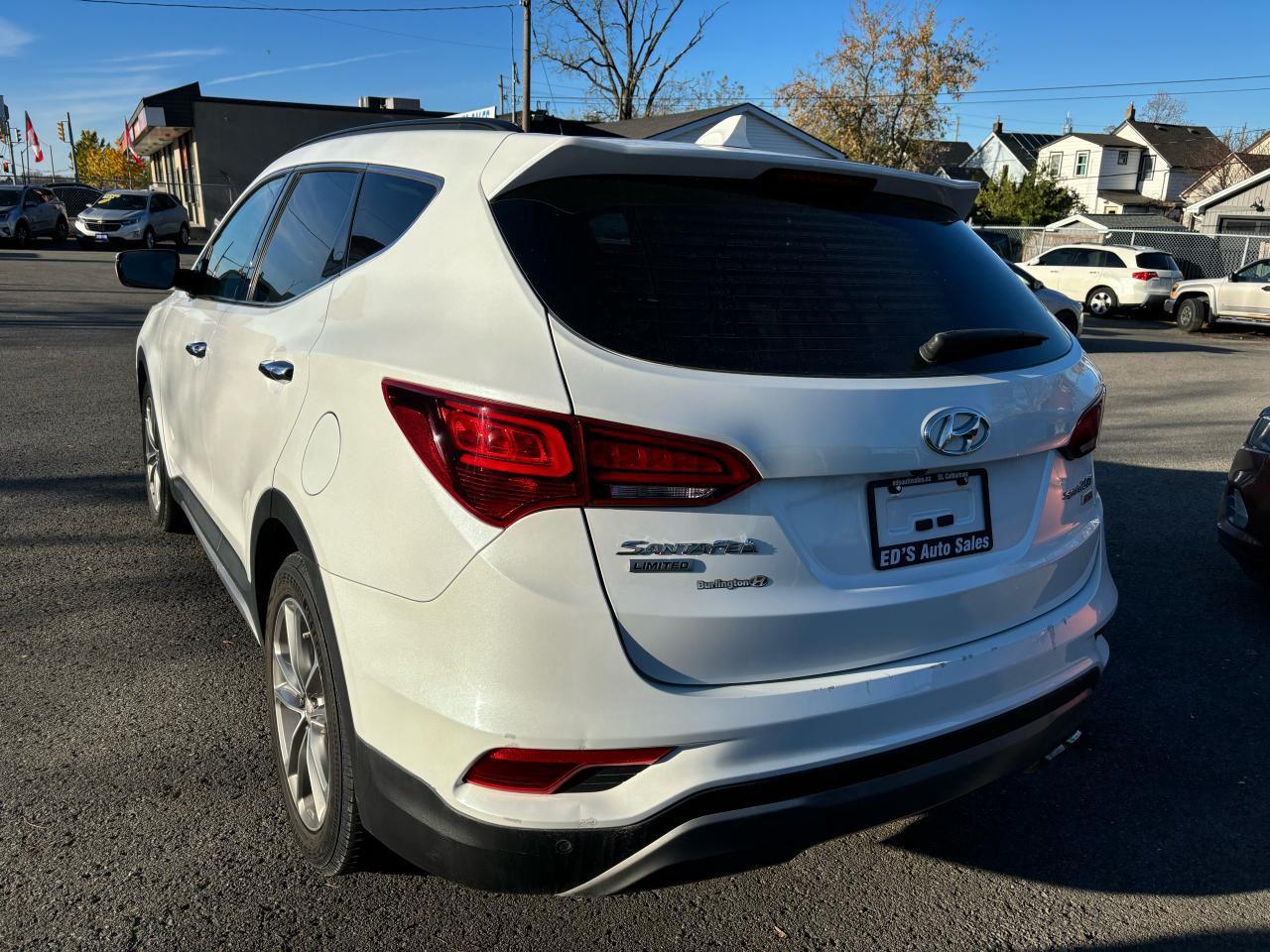 2017 Hyundai Santa Fe Sport Limited, All wheel Drive, Leather, Pano. Sunroof