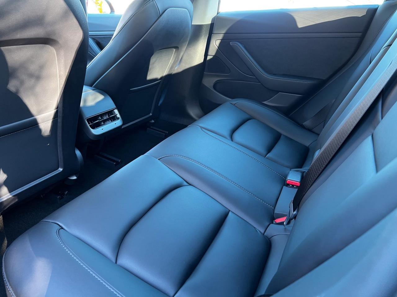 2021 Tesla Model 3 STANDARD RANGE PLUS - Photo #17