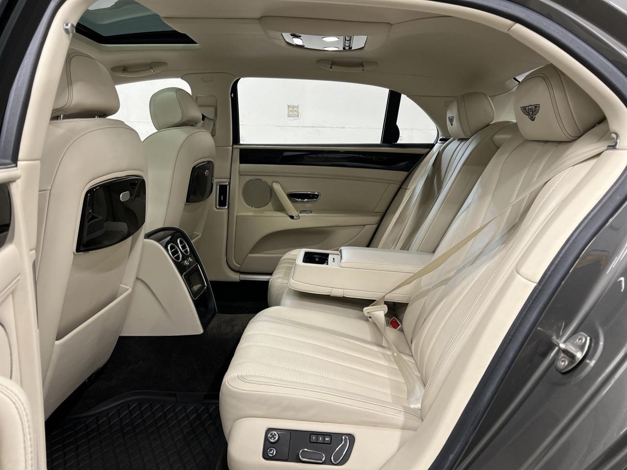 2015 Bentley Flying Spur W12 | 616HP | MASSAGE | ONLY 38,000 KMS! | RARE Photo