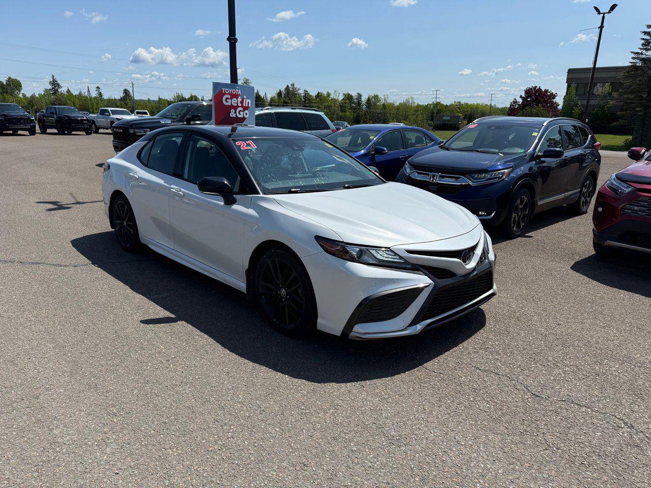 2021 Toyota Camry XSE Photo2