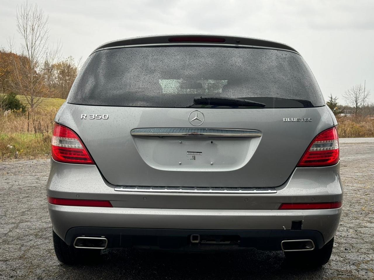 2012 Mercedes-Benz R-Class R350 BLUETEC 4MATIC | PANO | NAV | BLINDSPOT Photo3
