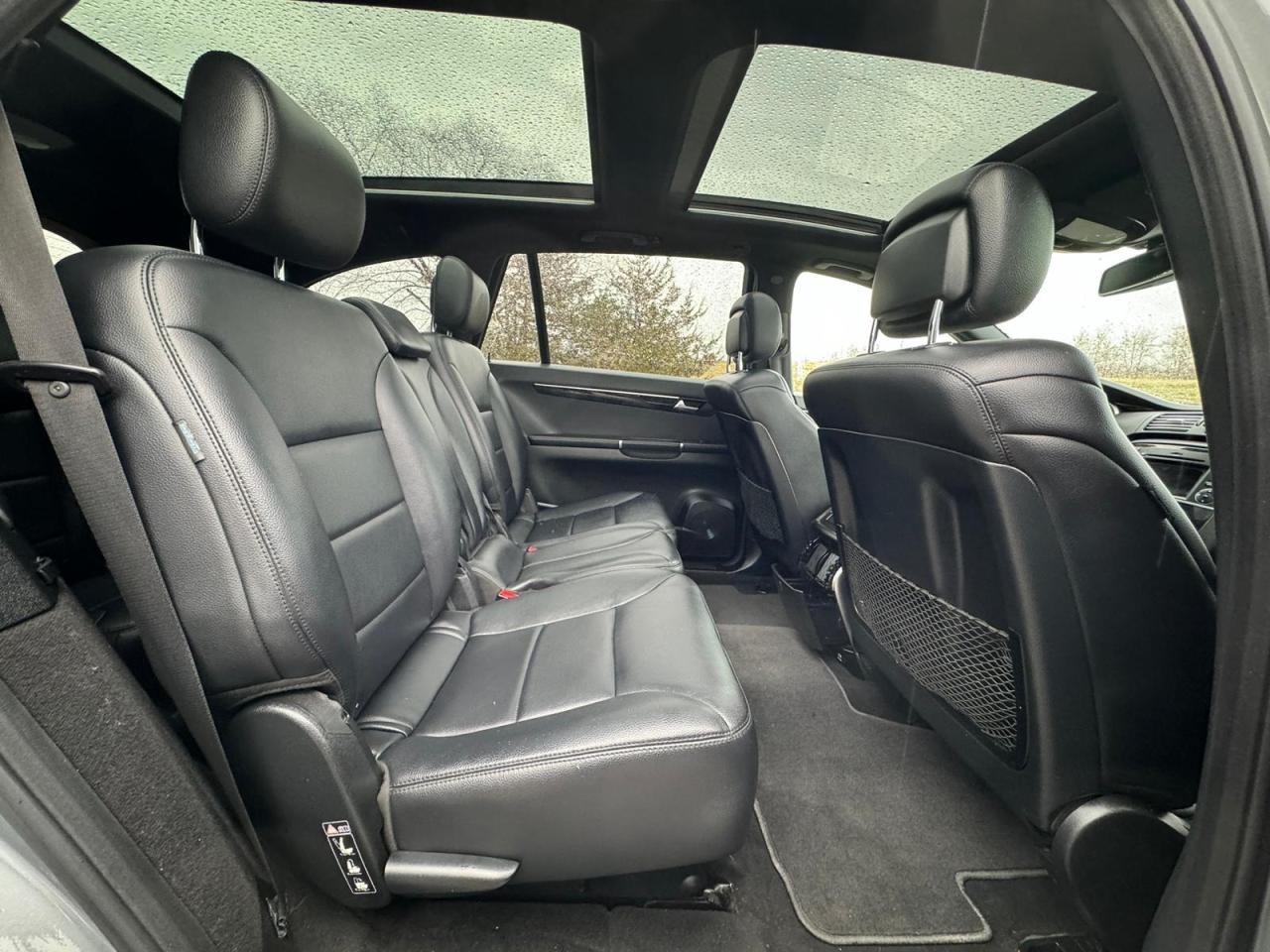 2012 Mercedes-Benz R-Class R350 BLUETEC 4MATIC | PANO | NAV | BLINDSPOT Photo10