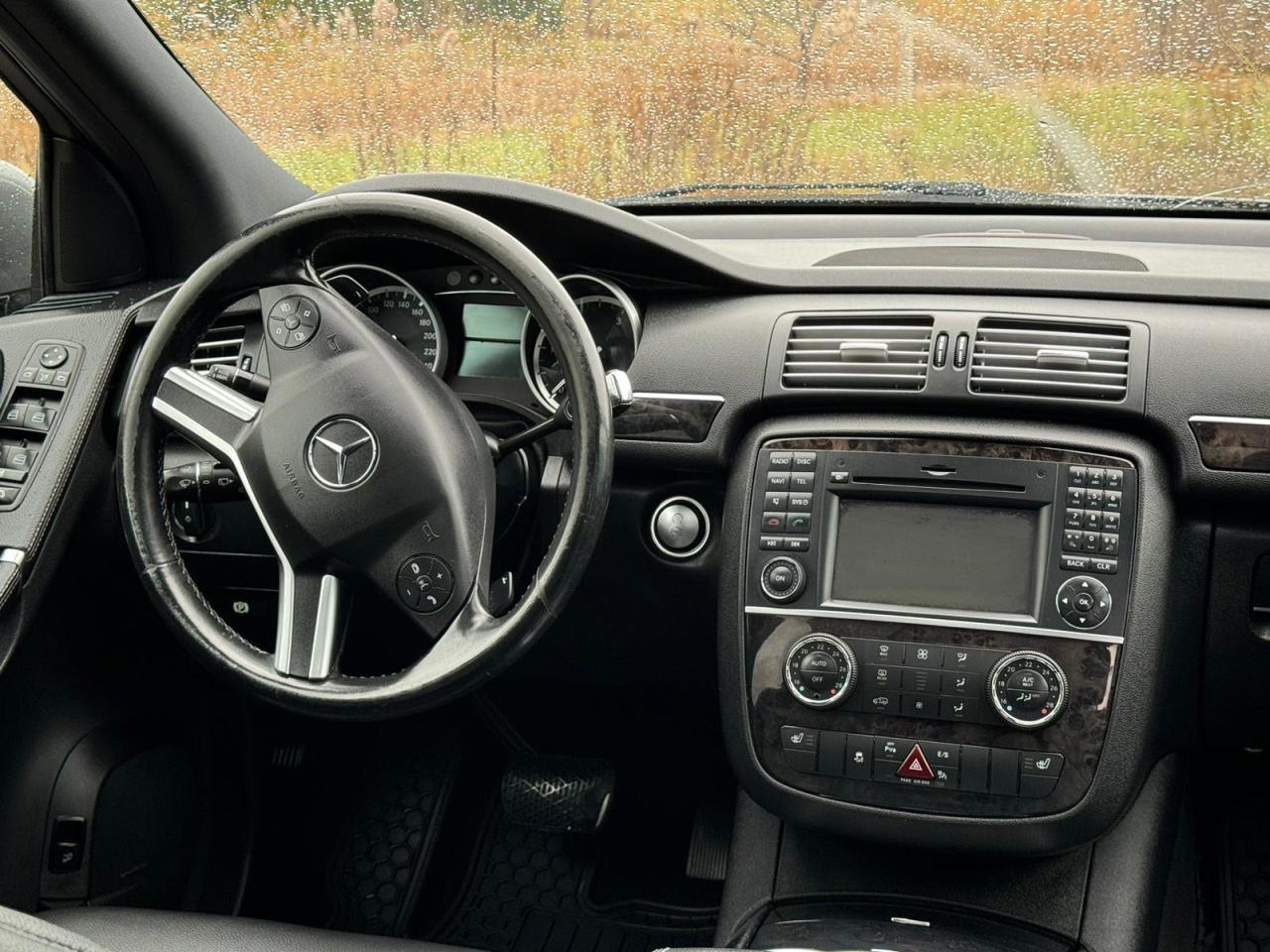 2012 Mercedes-Benz R-Class R350 BLUETEC 4MATIC | PANO | NAV | BLINDSPOT Photo13