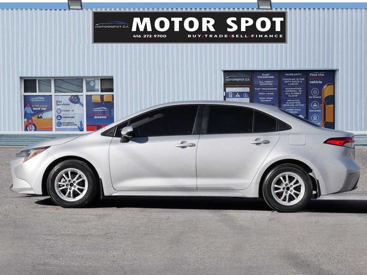 2022 Toyota Corolla LE Hybrid - Photo #3