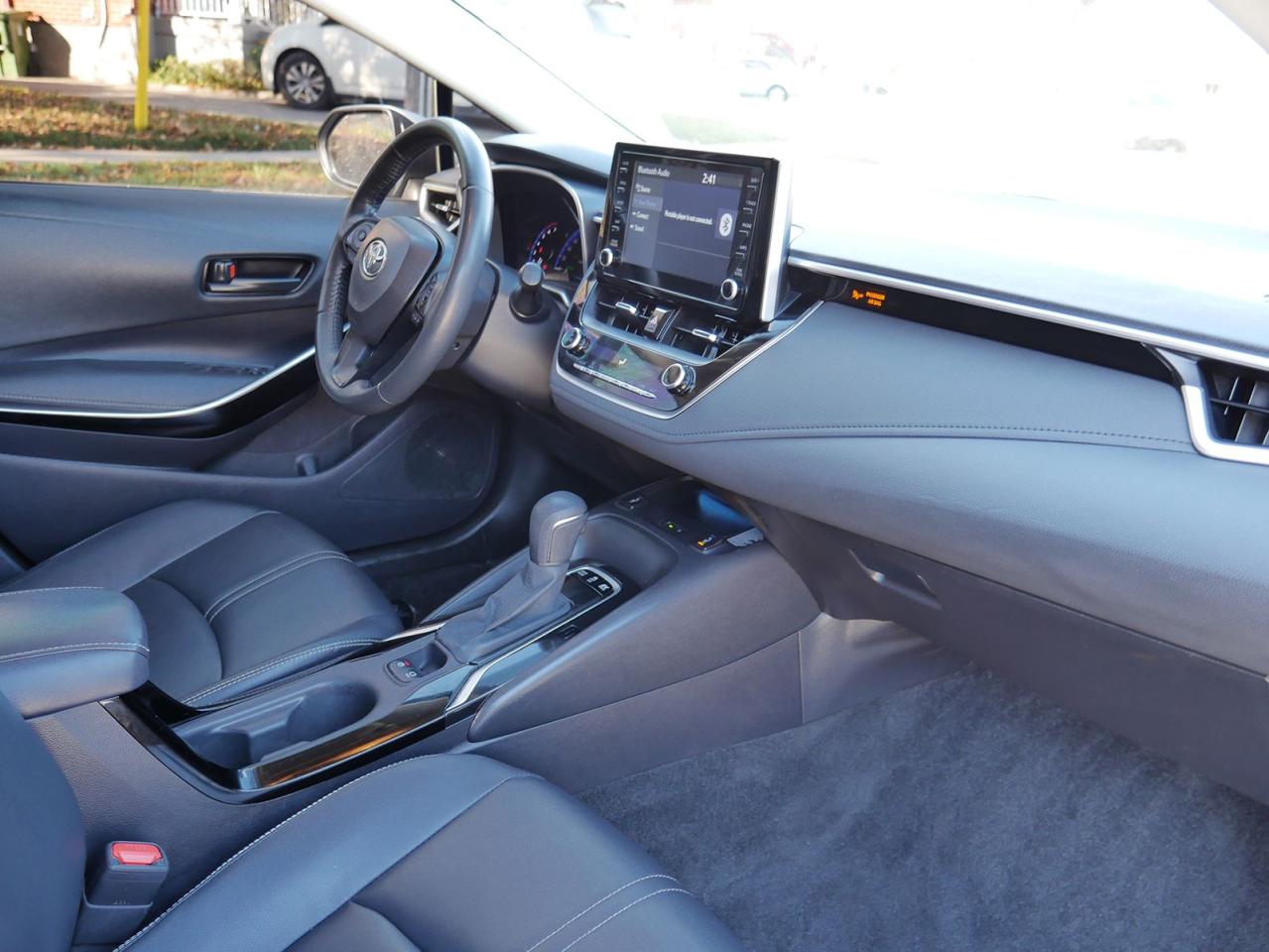 2022 Toyota Corolla LE Hybrid - Photo #10