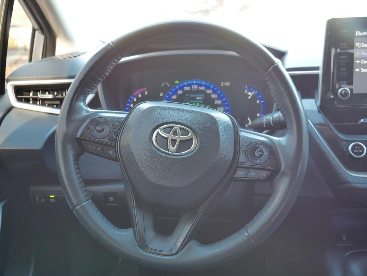 2022 Toyota Corolla LE Hybrid - Photo #12