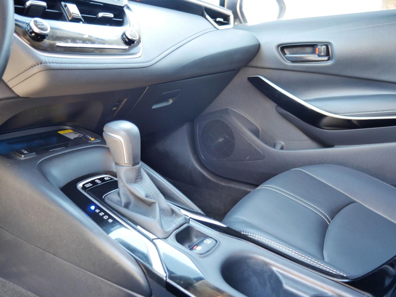 2022 Toyota Corolla LE Hybrid - Photo #16