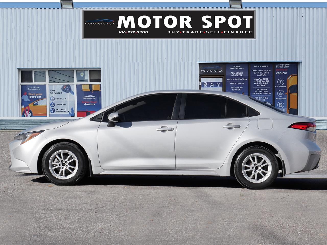 2022 Toyota Corolla LE Hybrid - Photo #3