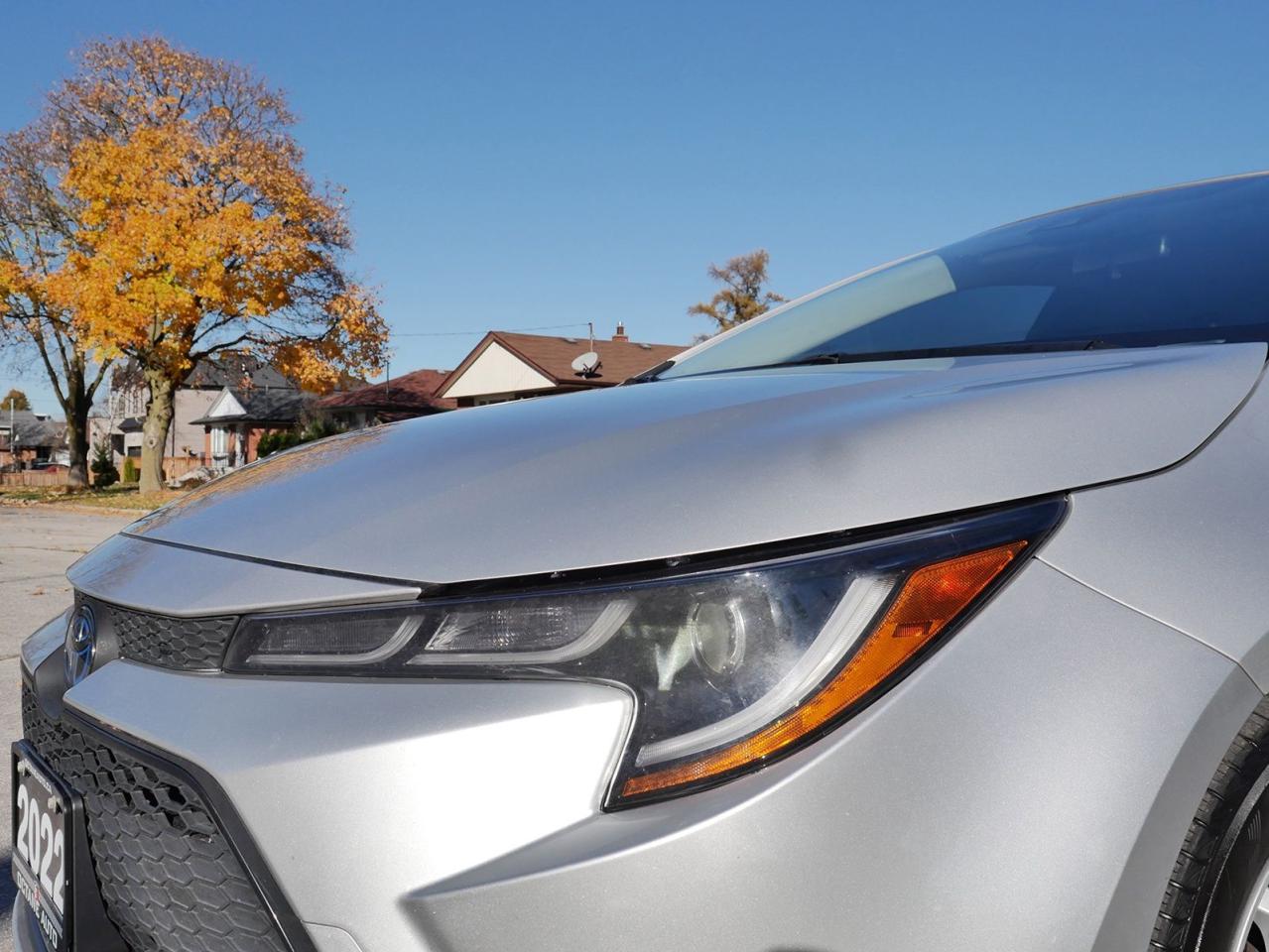 2022 Toyota Corolla LE Hybrid - Photo #6