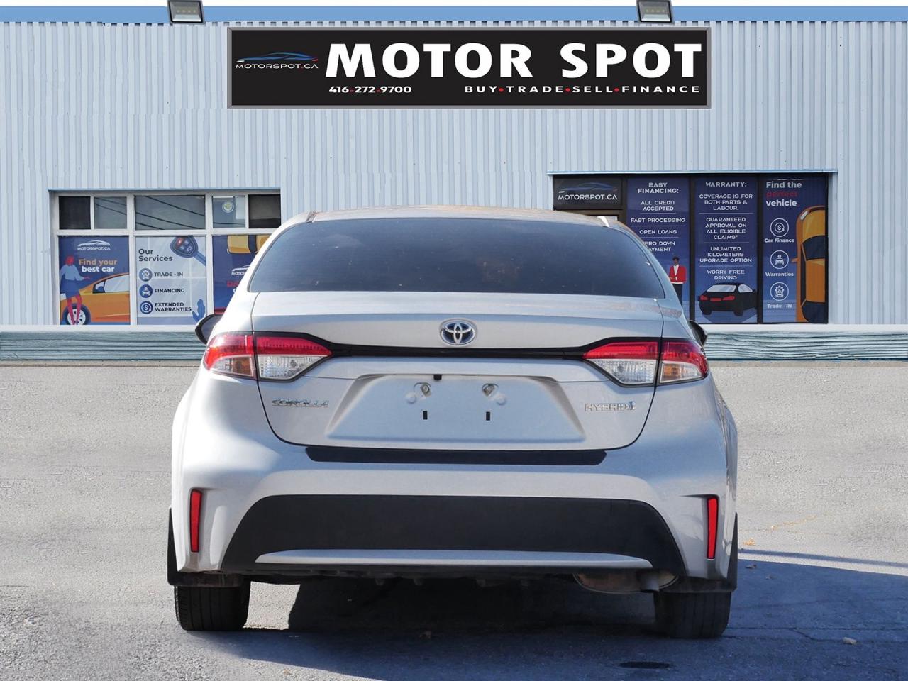 2022 Toyota Corolla LE Hybrid - Photo #5