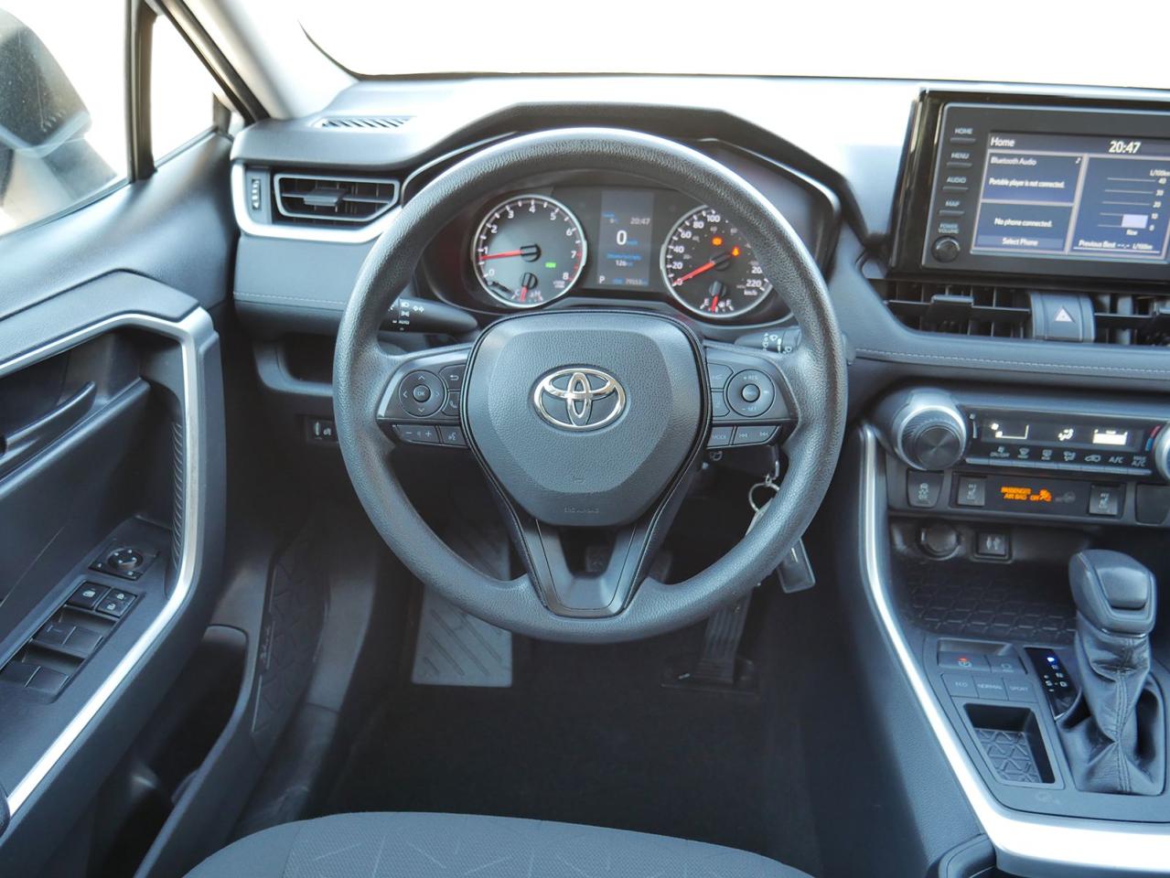 2019 Toyota RAV4 LE - Photo #17