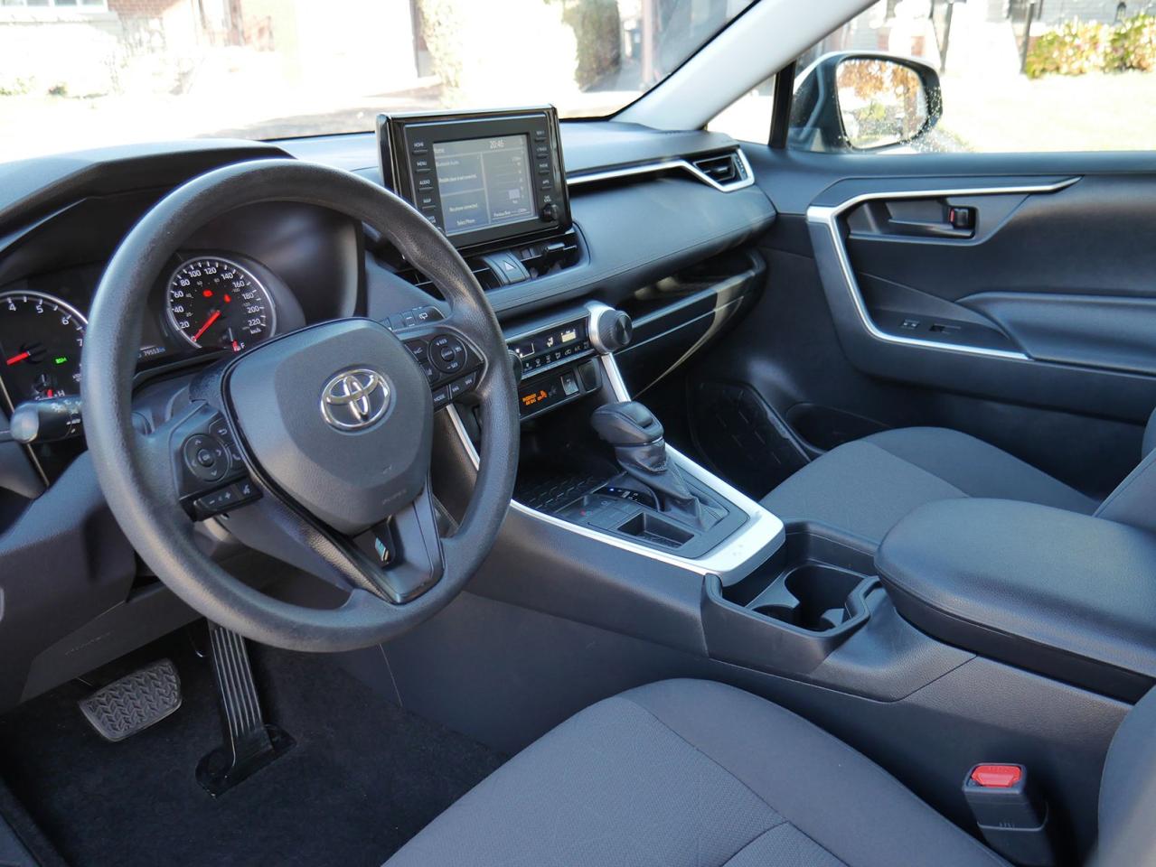 2019 Toyota RAV4 LE - Photo #20